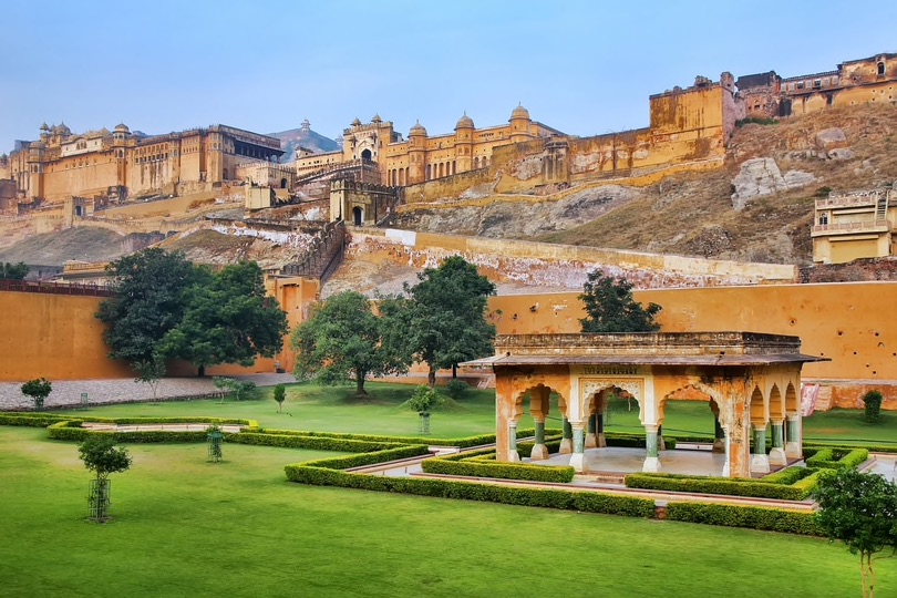 amer fort during india triangle tour