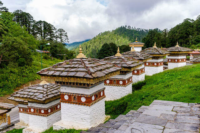 dochula pass chortens