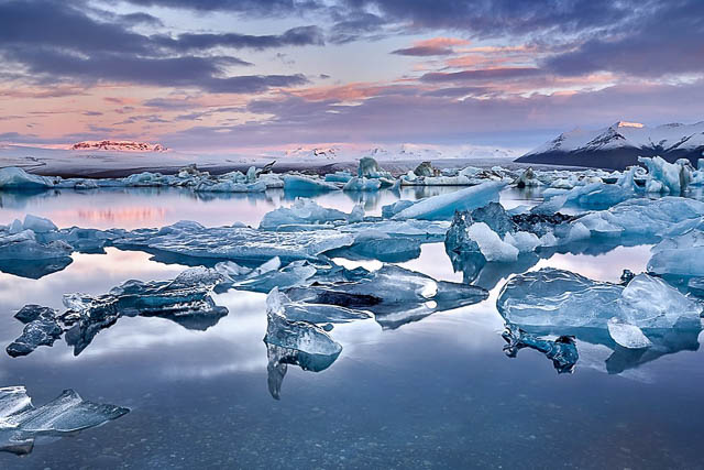 drifting ice blocks floating at jokulsarlon