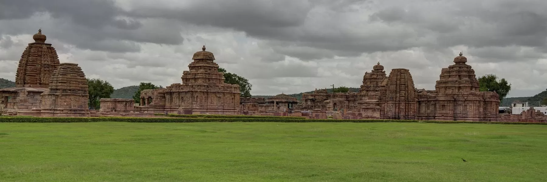 Book your date with architecture and history
