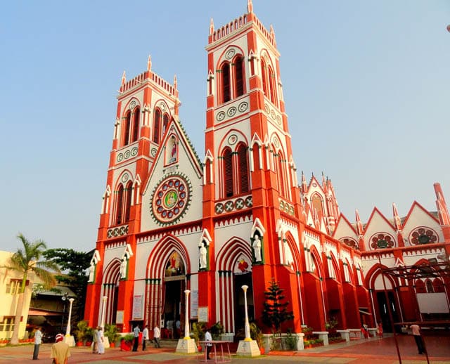 basilica of the sacred heart of jesus on the south boulevard of pondicherry, puducherry