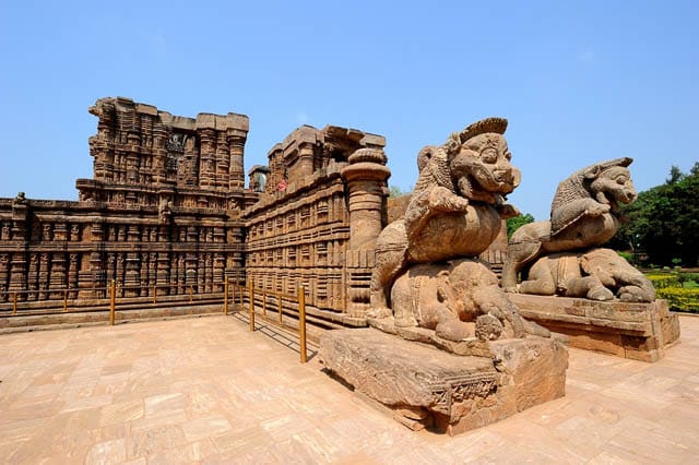 statues of sun temple close to puri, odisha