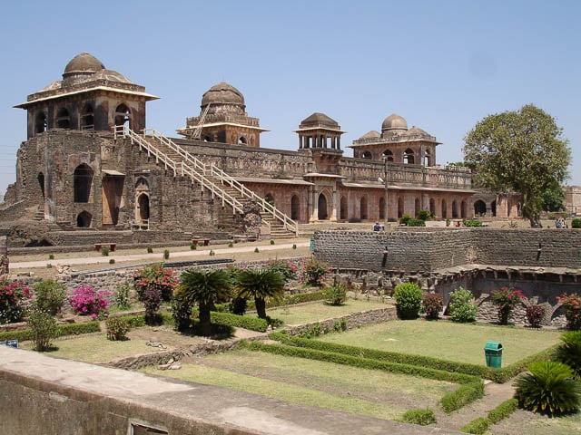 beautiful garden outside sanchi stupa complex in madhya pradesh