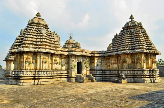 doddagaddavalli lakshmi devi temple in hassan, karnataka